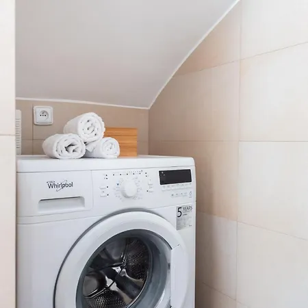 Apartmán Peaceful Terraced With Free Parking By Easybnb Premium